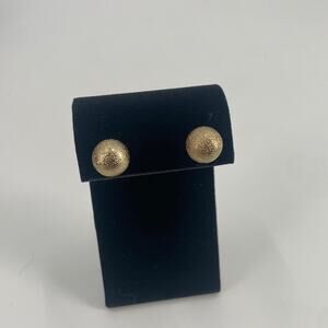 Gold tone textured stud earrings